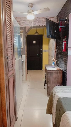 Private Apartment 4 Great Location